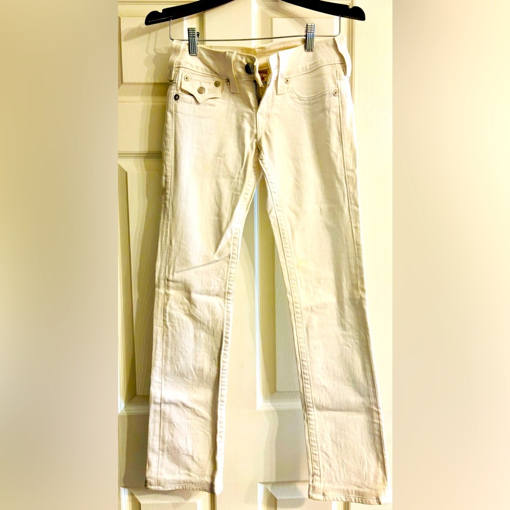 Vintage True Religion white straight leg jean with silver embroidered po…
